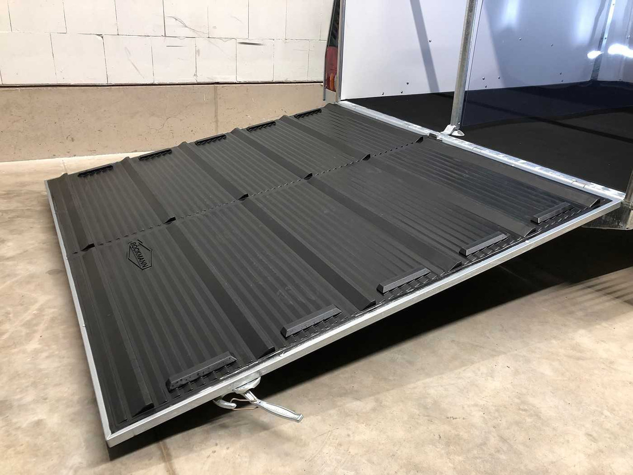 New Horse trailer BOECKMANN Duo R ALB Pferdeanhänger: picture 17