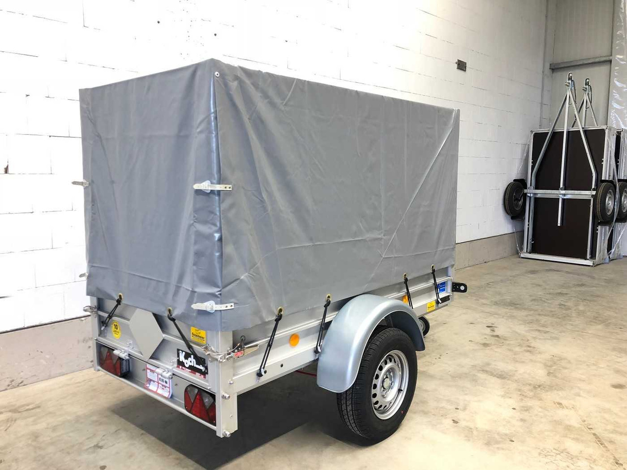 KOCH B1000 Plane Kastenanhänger gebremst - Car trailer: picture 4 KOCH B1000 Plane Kastenanhänger gebremst - Car trailer: picture 4