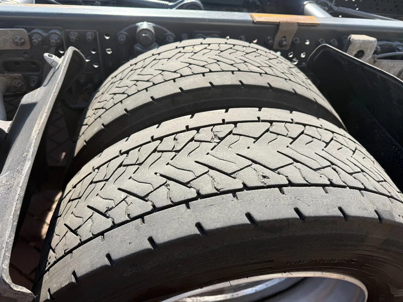 Container transporter/ Swap body truck Mercedes-Benz Actros Actros 2542LL 6X2 BDF / ACC / AHK/ TUV 8-2026 / NL TRUCK: picture 17 Container transporter/ Swap body truck Mercedes-Benz Actros Actros 2542LL 6X2 BDF / ACC / AHK/ TUV 8-2026 / NL TRUCK: picture 17