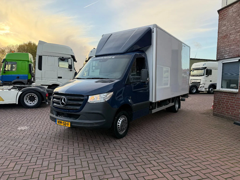 Mercedes-Benz Sprinter Sprinter 515CDI bakwagen met klep / automaat / MBUX /Navi / Airco / Camera / Top - Closed box van: picture 2 Mercedes-Benz Sprinter Sprinter 515CDI bakwagen met klep / automaat / MBUX /Navi / Airco / Camera / Top - Closed box van: picture 2