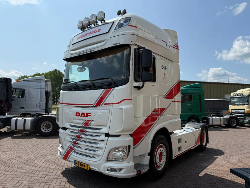 DAF XF 480 XF480 SSC 4X2 / EURO6 D / RETARDER / SPECIAL INTERIOR / NEW CONDITION / FULL AIR / NL TRUCK - Tractor truck: picture 2 DAF XF 480 XF480 SSC 4X2 / EURO6 D / RETARDER / SPECIAL INTERIOR / NEW CONDITION / FULL AIR / NL TRUCK - Tractor truck: picture 2