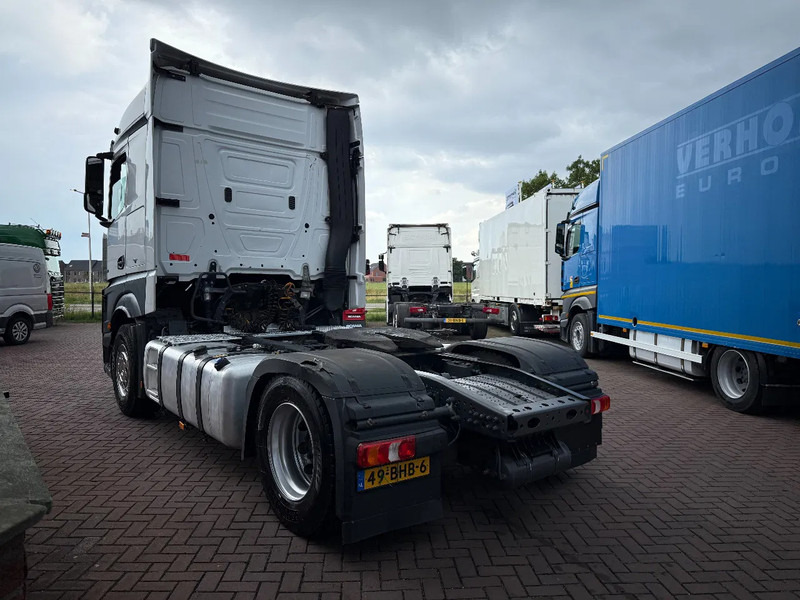 Mercedes-Benz Actros 1842LS 4X2 / NICHT AIRCO / 2 TANKS / EURO6 / HOLLAND TRUCK - Tractor truck: picture 3 Mercedes-Benz Actros 1842LS 4X2 / NICHT AIRCO / 2 TANKS / EURO6 / HOLLAND TRUCK - Tractor truck: picture 3