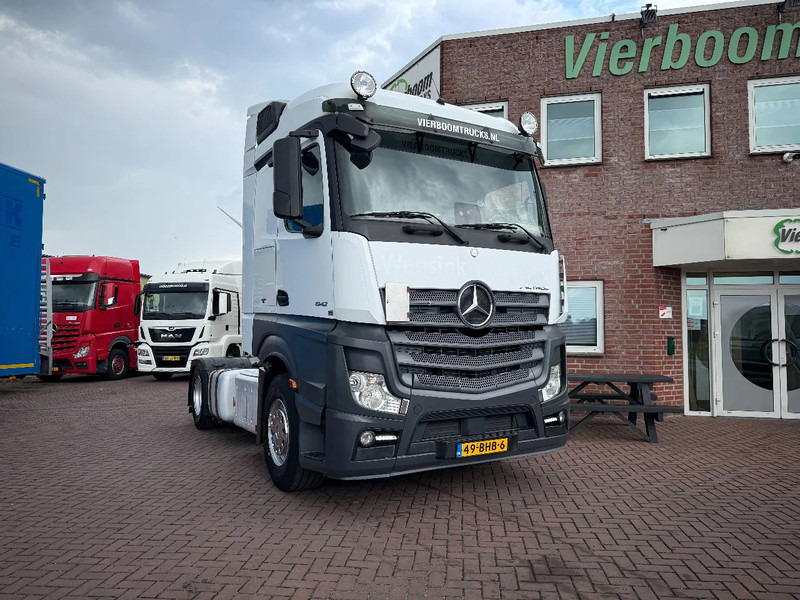 Mercedes-Benz Actros 1842LS 4X2 / NICHT AIRCO / 2 TANKS / EURO6 / HOLLAND TRUCK - Tractor truck: picture 1 Mercedes-Benz Actros 1842LS 4X2 / NICHT AIRCO / 2 TANKS / EURO6 / HOLLAND TRUCK - Tractor truck: picture 1