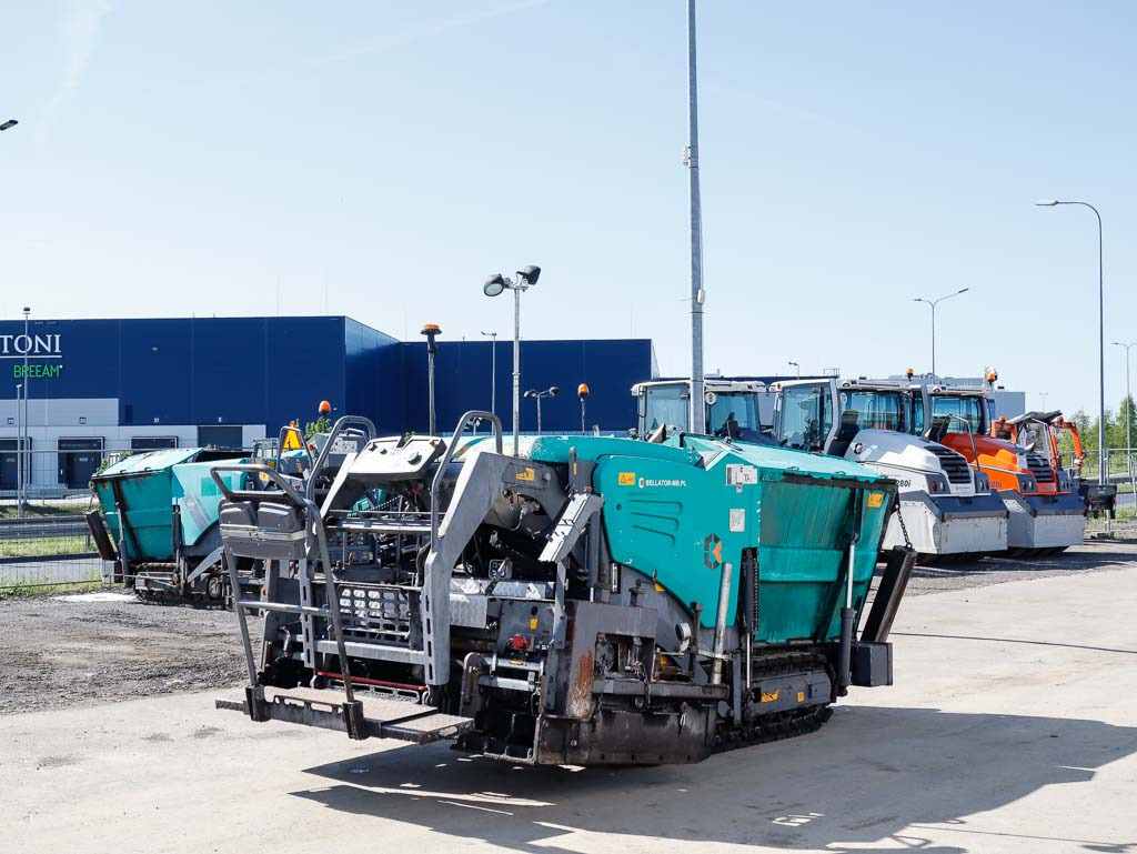 Asphalt paver VÖGELE SUPER 800-3i: picture 6