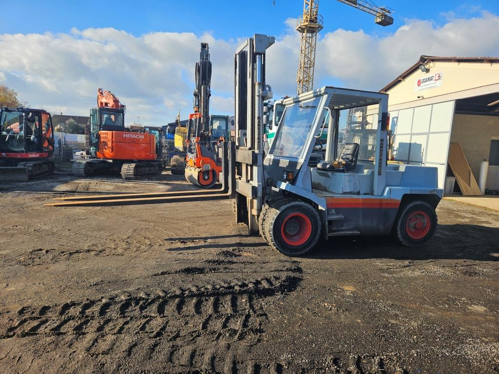 FIAT DL 80 C - Diesel forklift: picture 1 FIAT DL 80 C - Diesel forklift: picture 1