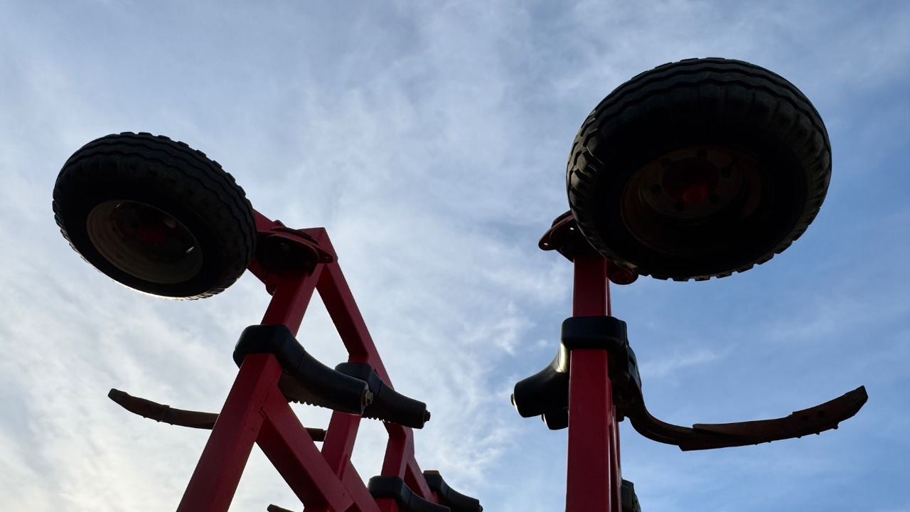 Horsch Tiger 8AS Reifenpacker TopRing - Cultivator: picture 2 Horsch Tiger 8AS Reifenpacker TopRing - Cultivator: picture 2