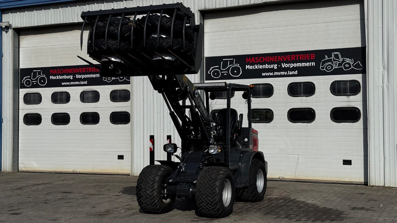 PITBULL X27-45 - Wheel loader: picture 1 PITBULL X27-45 - Wheel loader: picture 1