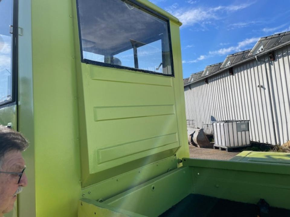 Farm tractor MB-Trac 8001: picture 18