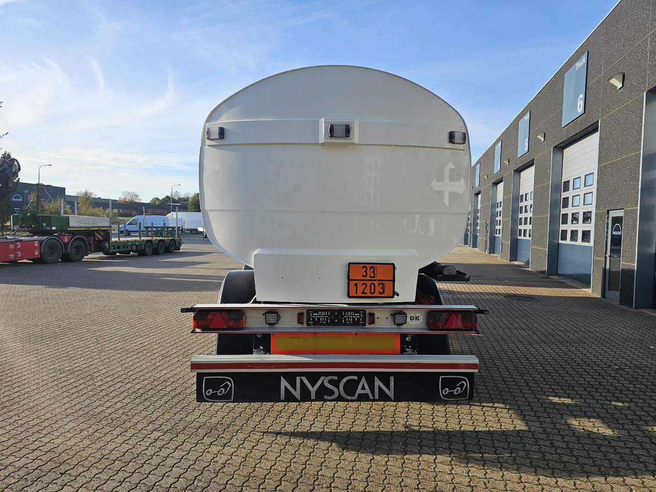 EUROTANK 4 Akslet - Tanker trailer: picture 5 EUROTANK 4 Akslet - Tanker trailer: picture 5