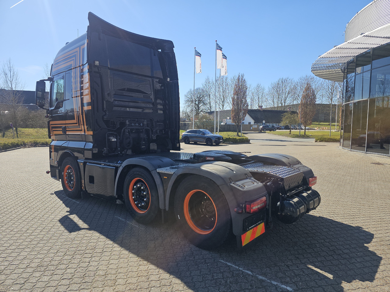 MAN TGX 26.510 - Tractor truck: picture 3 MAN TGX 26.510 - Tractor truck: picture 3