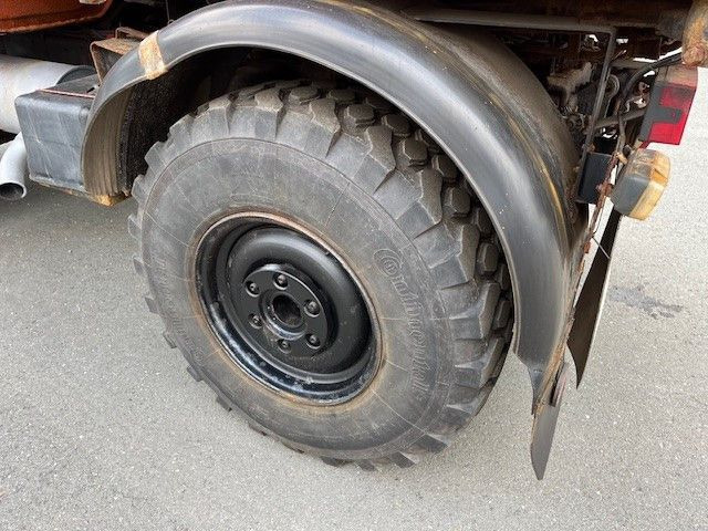 Tipper Mercedes-Benz Unimog 418/10 Winterdienst2000: picture 11 Tipper Mercedes-Benz Unimog 418/10 Winterdienst2000: picture 11