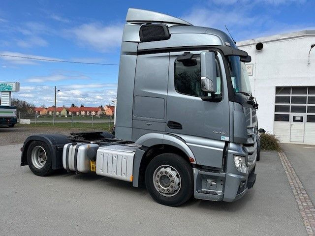 Mercedes-Benz Actros 4 MB 1943 SZM Gefahrgutvorbereitung - Tractor truck: picture 3 Mercedes-Benz Actros 4 MB 1943 SZM Gefahrgutvorbereitung - Tractor truck: picture 3