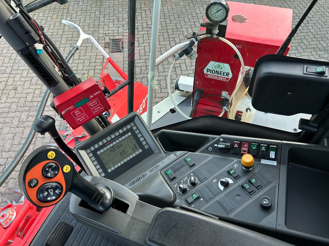 Harvester CLAAS Jaguar 890 mit Kemper 360 und PU: picture 7