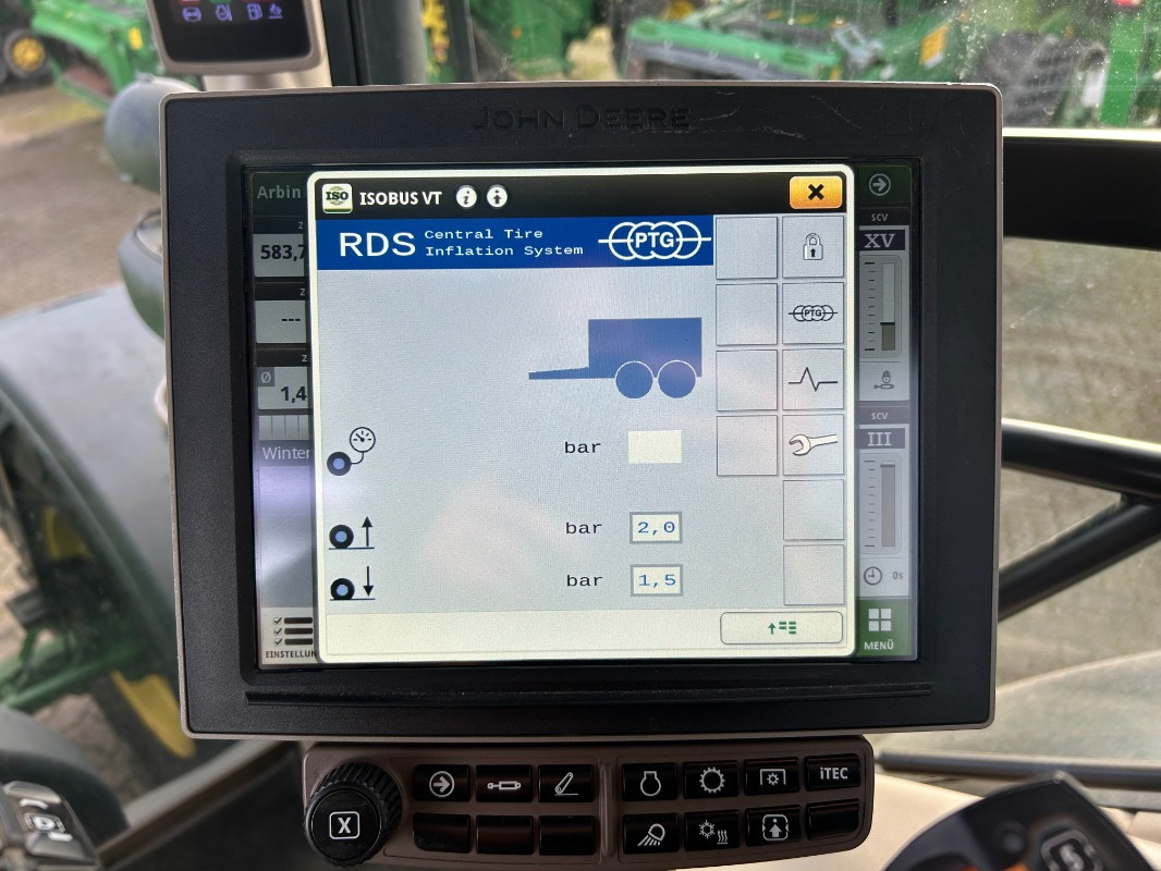 Farm tractor John Deere 6R 250 *MIETRÜCKLÄUFER*: picture 10