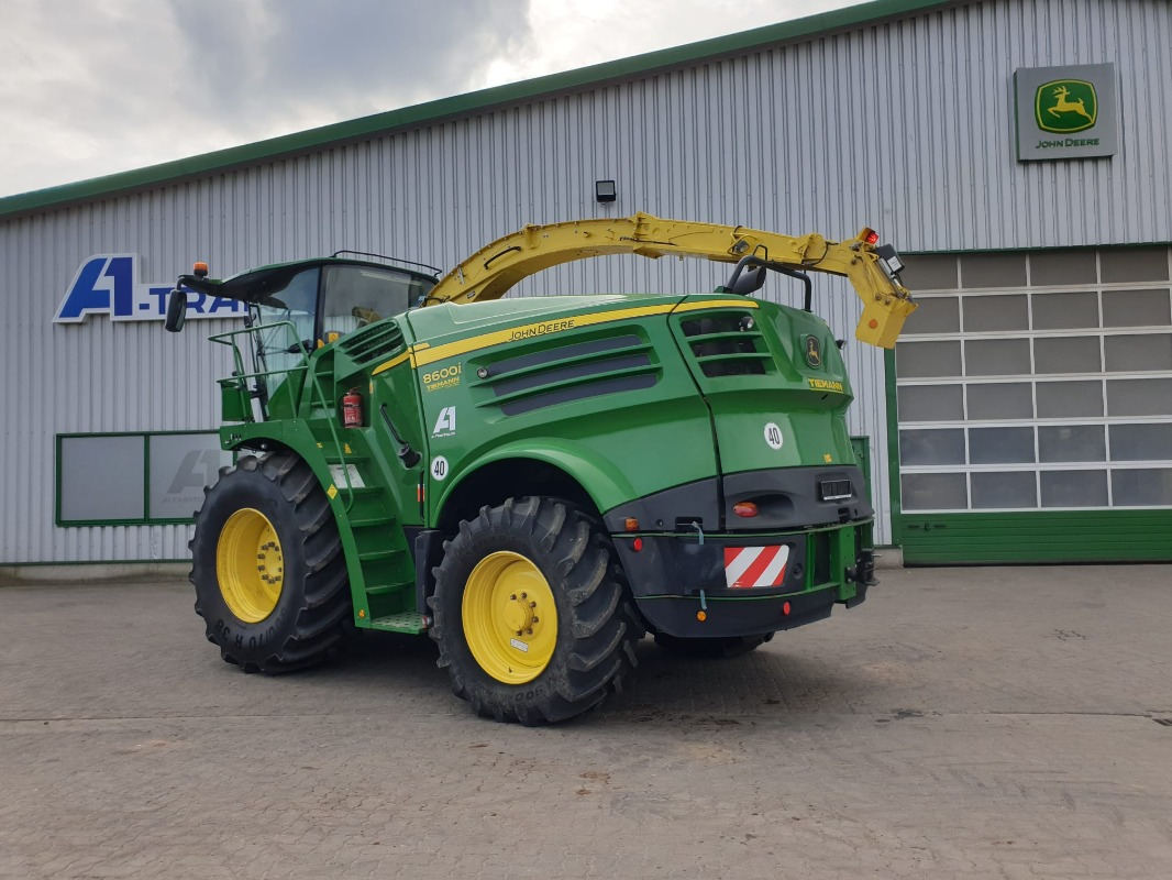 John Deere 8600I - Harvester: picture 2 John Deere 8600I - Harvester: picture 2