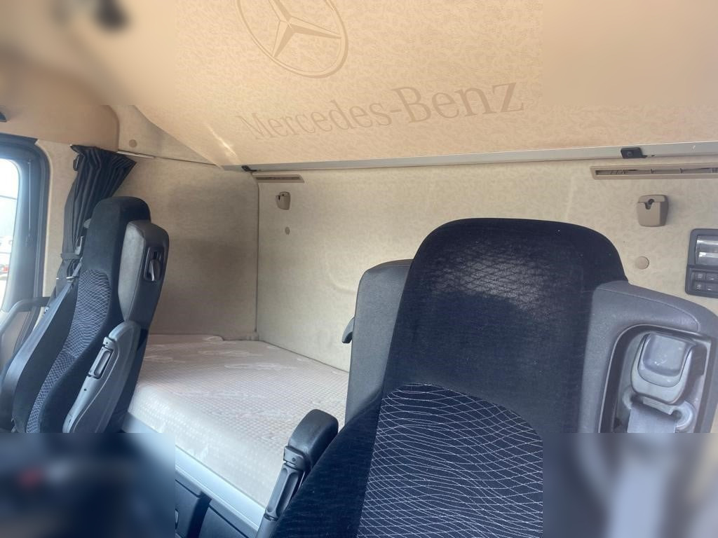 Cab chassis truck MERCEDES-BENZ ACTROS 2545: picture 8