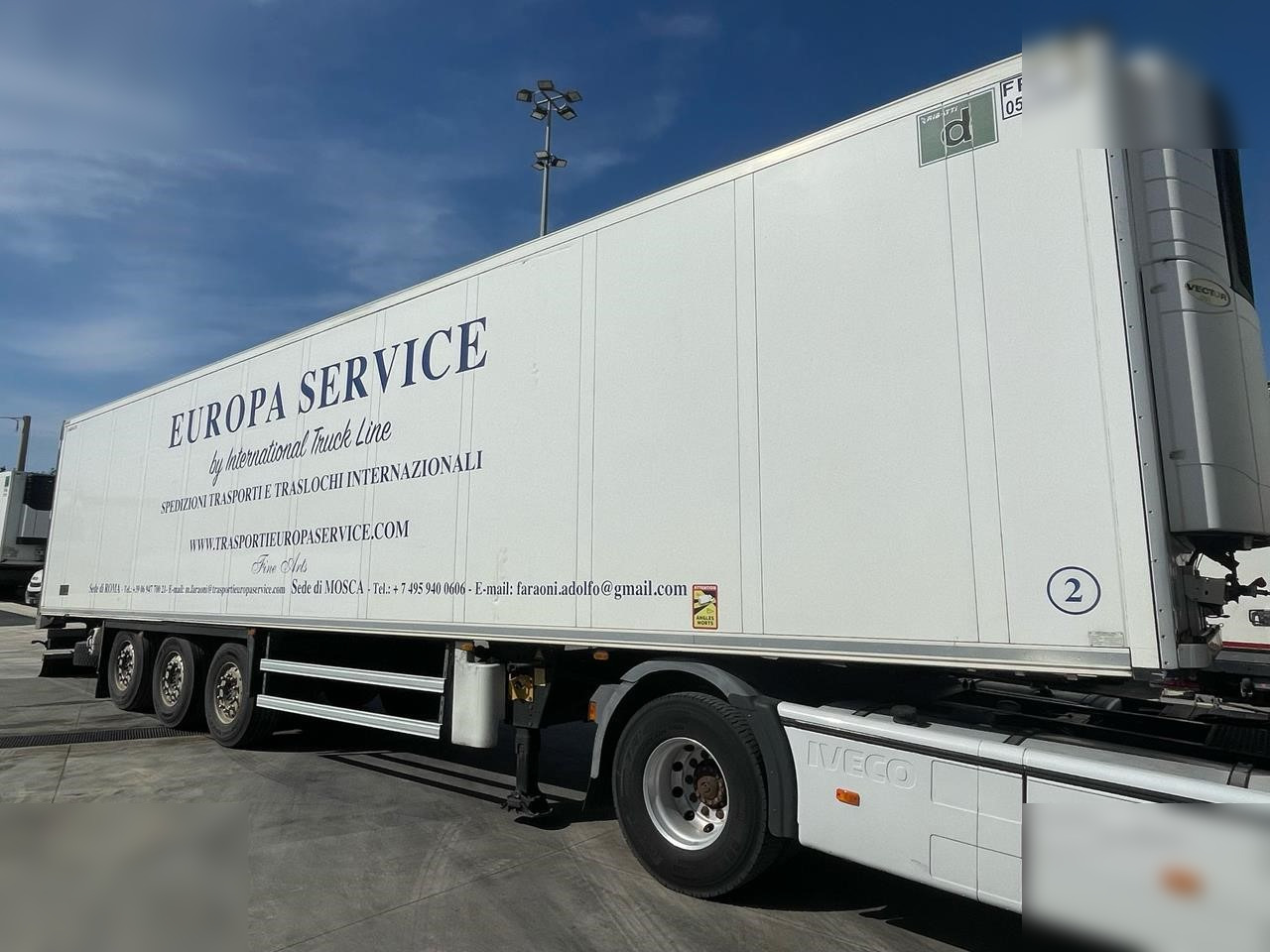 SCHMITZ CARGOBULL  - Refrigerator semi-trailer: picture 4 SCHMITZ CARGOBULL  - Refrigerator semi-trailer: picture 4