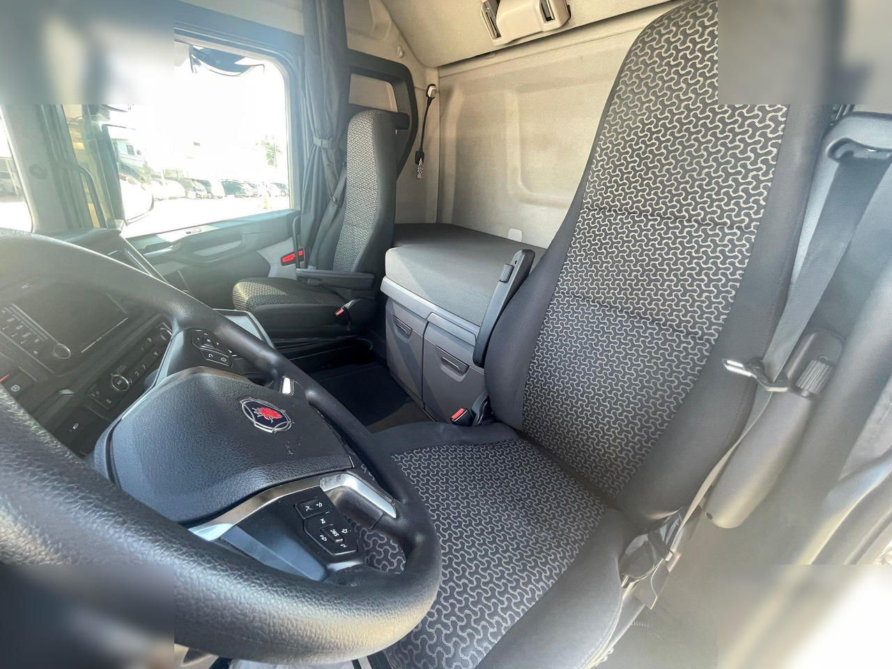 Tractor truck SCANIA S500: picture 6