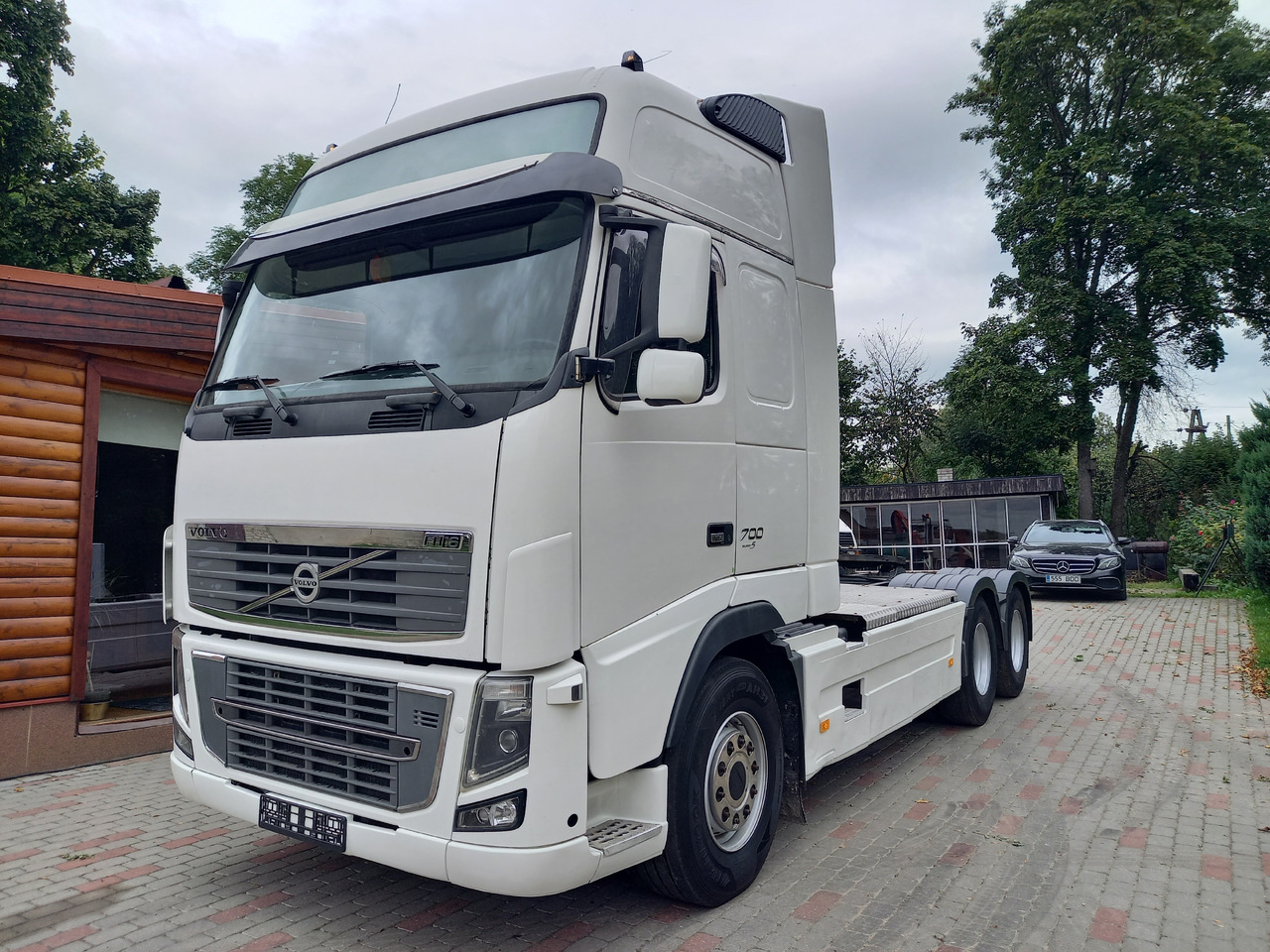 VOLVO FH 16, 6x4, 700, HÜDRAULIKA - Tractor truck: picture 1 VOLVO FH 16, 6x4, 700, HÜDRAULIKA - Tractor truck: picture 1
