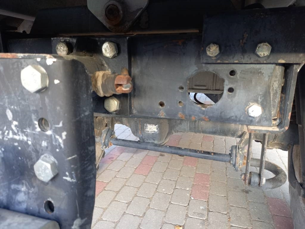 Crane truck Unimog UNIMOG 4X4: picture 30 Crane truck Unimog UNIMOG 4X4: picture 30