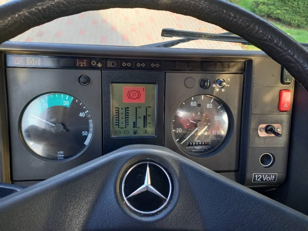 Crane truck Unimog UNIMOG 4X4: picture 40 Crane truck Unimog UNIMOG 4X4: picture 40