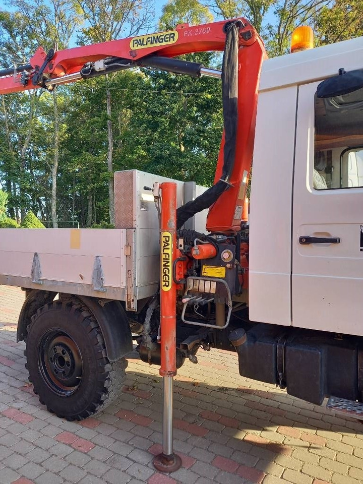 Crane truck Unimog UNIMOG 4X4: picture 12 Crane truck Unimog UNIMOG 4X4: picture 12