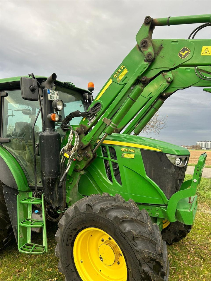 John Deere 6115 M - Farm tractor: picture 4 John Deere 6115 M - Farm tractor: picture 4