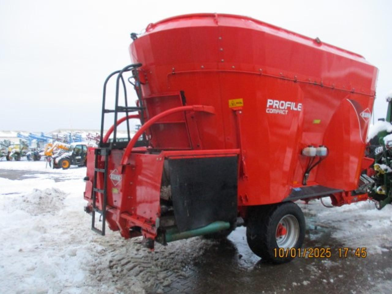 Kuhn Profile 1680 Compact - Forage mixer wagon: picture 3 Kuhn Profile 1680 Compact - Forage mixer wagon: picture 3