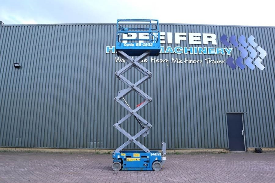 Genie GS1932 E-Drive Several In Stock, 8m Working Height  - Scissor lift: picture 3 Genie GS1932 E-Drive Several In Stock, 8m Working Height  - Scissor lift: picture 3