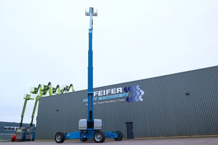Genie ZX135/70 Diesel, 4x4x4 Drive, 43m Lifting Height,  - Articulated boom: picture 3 Genie ZX135/70 Diesel, 4x4x4 Drive, 43m Lifting Height,  - Articulated boom: picture 3