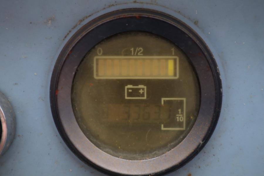 Haulotte Compact 12 RTE As-Is, Electric, 4x4 Drive, 12m Wor - Scissor lift: picture 5 Haulotte Compact 12 RTE As-Is, Electric, 4x4 Drive, 12m Wor - Scissor lift: picture 5