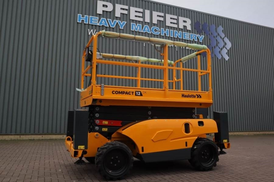 Haulotte Compact 12DX Valid Inspection, *Guarantee! Diesel, - Scissor lift: picture 1 Haulotte Compact 12DX Valid Inspection, *Guarantee! Diesel, - Scissor lift: picture 1