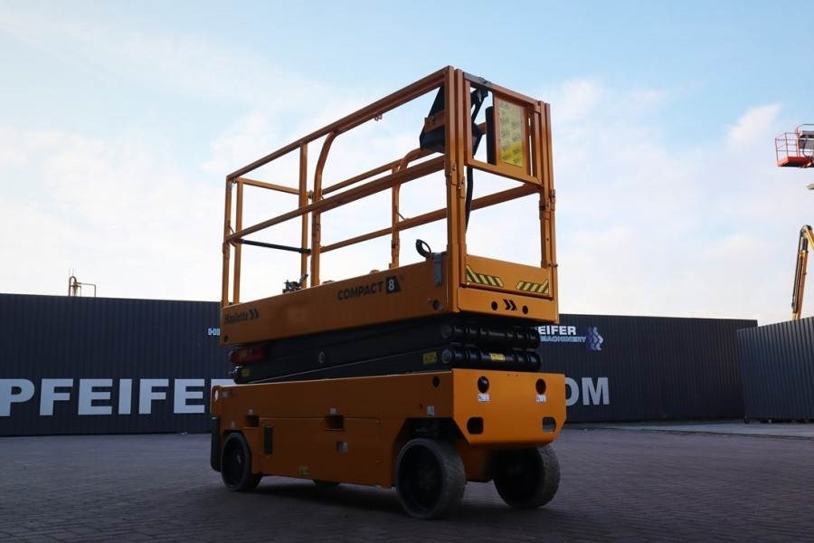 Haulotte Compact 8N Valid inspection, *Guarantee! 8m Workin  - Scissor lift: picture 3 Haulotte Compact 8N Valid inspection, *Guarantee! 8m Workin  - Scissor lift: picture 3
