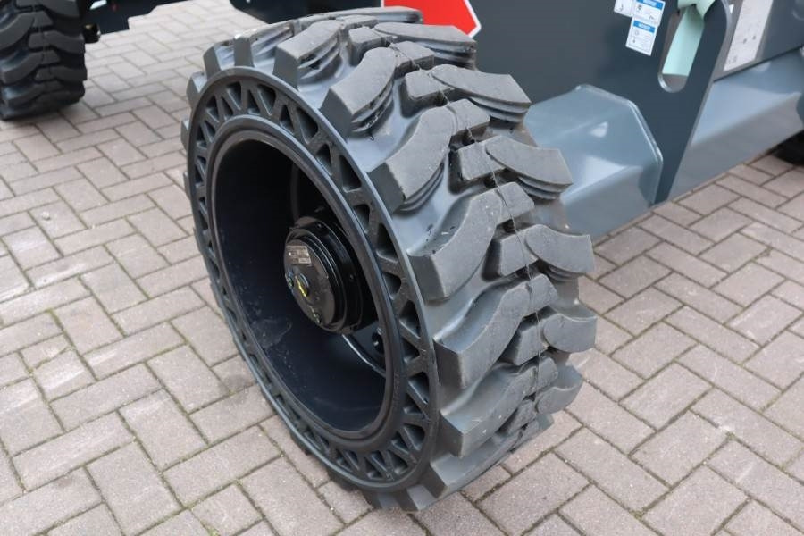 Haulotte HA16RTJ Valid Inspection, *Guarantee! Diesel, 4x4 - Articulated boom: picture 5 Haulotte HA16RTJ Valid Inspection, *Guarantee! Diesel, 4x4 - Articulated boom: picture 5