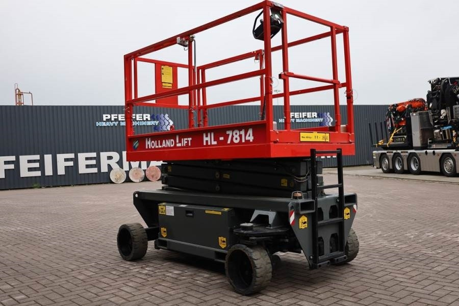 Holland Lift Ecostar HL-7814 Electric, 10m Working Height, 450k - Scissor lift: picture 2 Holland Lift Ecostar HL-7814 Electric, 10m Working Height, 450k - Scissor lift: picture 2