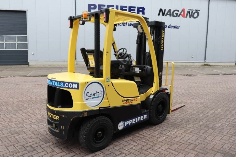 Hyster H3.0FT Valid inspection, *Guarantee! Diesel, Tripl - Diesel forklift: picture 3 Hyster H3.0FT Valid inspection, *Guarantee! Diesel, Tripl - Diesel forklift: picture 3