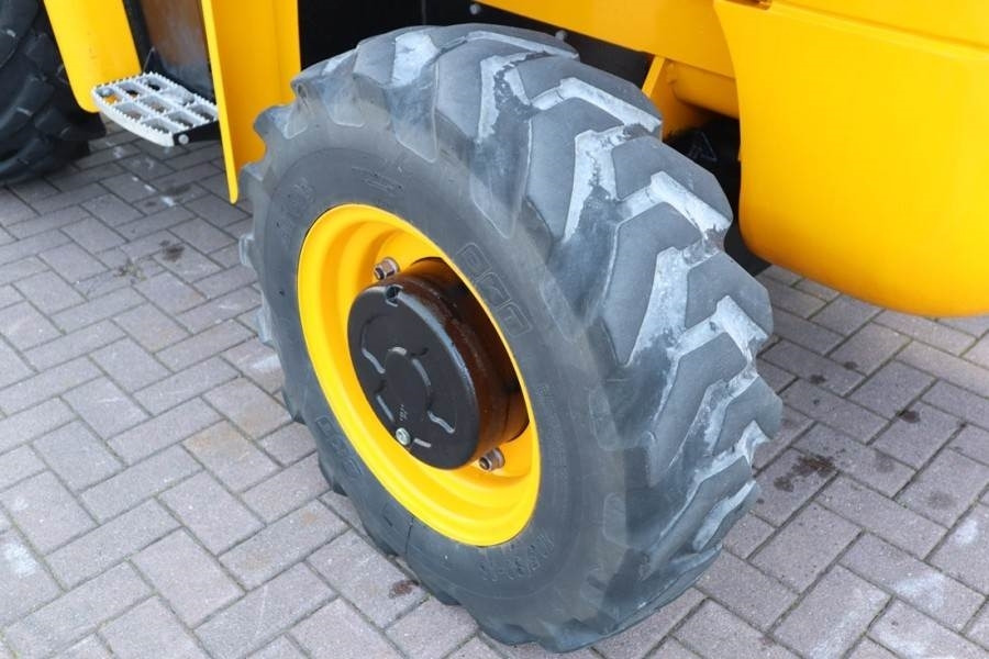 JCB 940-4 T4 Valid inspection, *Guarantee! Diesel, 4x4 - Rough terrain forklift: picture 2 JCB 940-4 T4 Valid inspection, *Guarantee! Diesel, 4x4 - Rough terrain forklift: picture 2