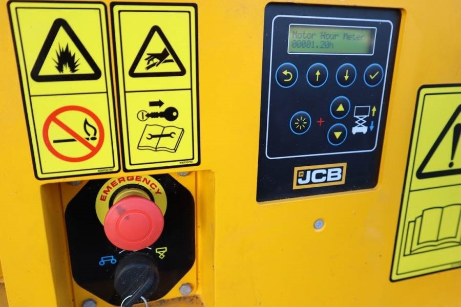 JCB S1930E Valid inspection, *Guarantee! 8m Working He - Scissor lift: picture 4 JCB S1930E Valid inspection, *Guarantee! 8m Working He - Scissor lift: picture 4