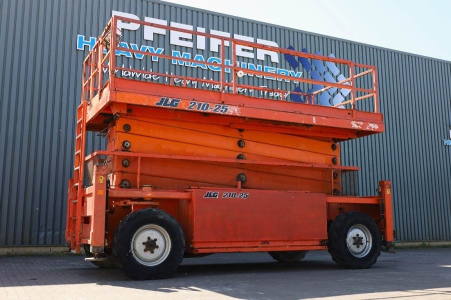JLG 210-25 Diesel, 4x4 Drive, 23m Working Height, 1000 - Scissor lift: picture 1 JLG 210-25 Diesel, 4x4 Drive, 23m Working Height, 1000 - Scissor lift: picture 1