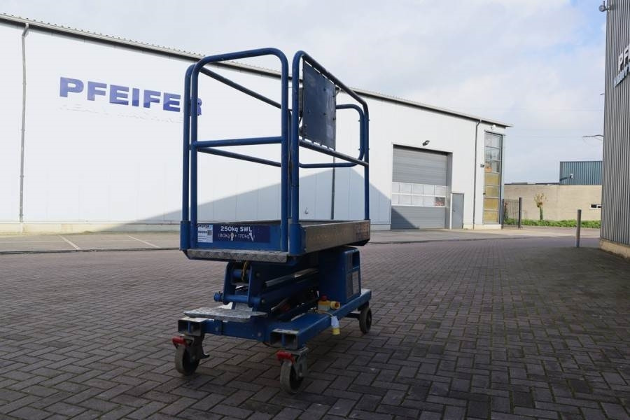 JLG Power Tower Electric, 5.10m Working Height, 250kg - Articulated boom: picture 2 JLG Power Tower Electric, 5.10m Working Height, 250kg - Articulated boom: picture 2