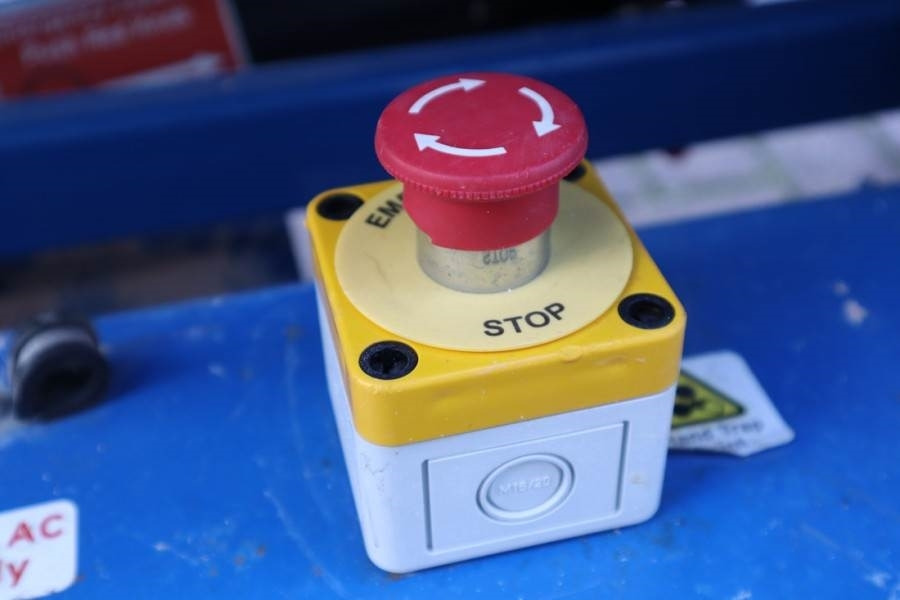 JLG Power Tower Electric, 5.10m Working Height, 250kg - Articulated boom: picture 3 JLG Power Tower Electric, 5.10m Working Height, 250kg - Articulated boom: picture 3