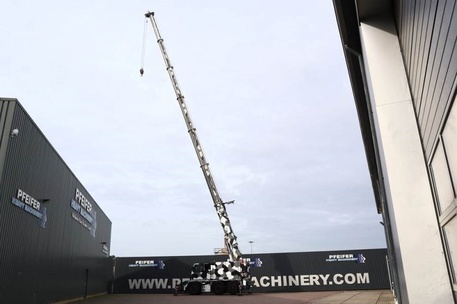 Liebherr LTC1055-3.1 Diesel, 6x6x6 Drive, 55t Capacity, 36m - All terrain crane: picture 3 Liebherr LTC1055-3.1 Diesel, 6x6x6 Drive, 55t Capacity, 36m - All terrain crane: picture 3