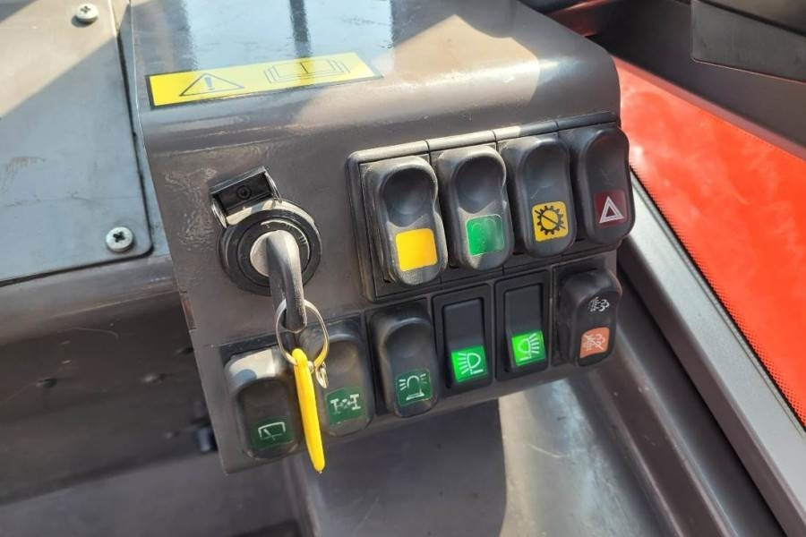 Rough terrain forklift Manitou M30-4 Valid Inspection, *Guarantee, Diesel, 4x4 Dr: picture 10