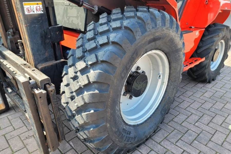 Rough terrain forklift Manitou M30-4 Valid Inspection, *Guarantee, Diesel, 4x4 Dr: picture 16