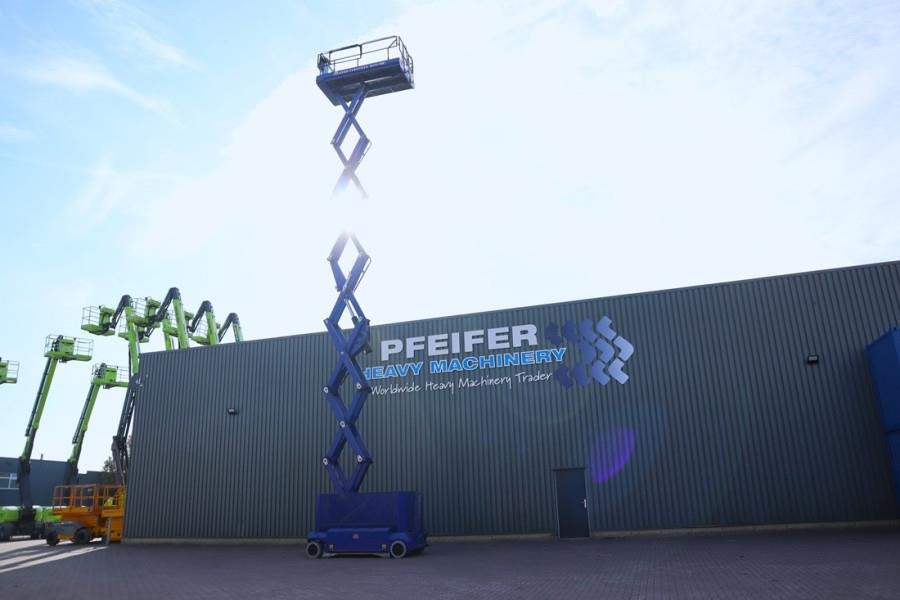 PB LIFT S171-16E Electric, 17.3m Working Height, 400k - Scissor lift: picture 3 PB LIFT S171-16E Electric, 17.3m Working Height, 400k - Scissor lift: picture 3