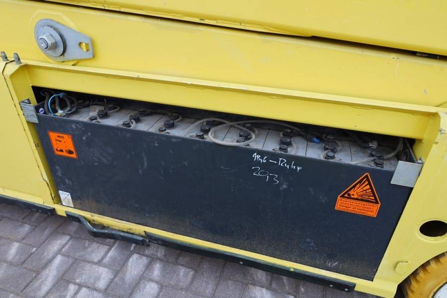 PB LIFT S195-12ES Electric, 19.6m Working Height, 700 - Scissor lift: picture 4 PB LIFT S195-12ES Electric, 19.6m Working Height, 700 - Scissor lift: picture 4