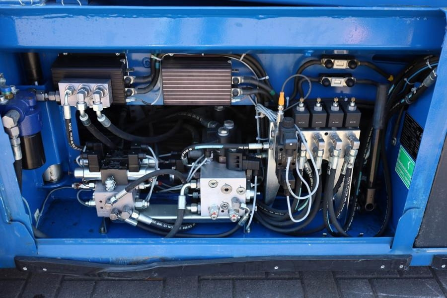 PB LIFT S225-12ES Electric, 22.5m Working Height, 450 - Scissor lift: picture 4 PB LIFT S225-12ES Electric, 22.5m Working Height, 450 - Scissor lift: picture 4