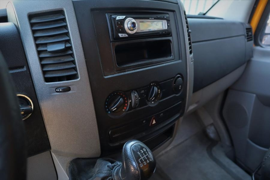 Truck with aerial platform Teupen EURO B16T As-Is, Driving Licence B/3, Diesel, 16m: picture 11 Truck with aerial platform Teupen EURO B16T As-Is, Driving Licence B/3, Diesel, 16m: picture 11