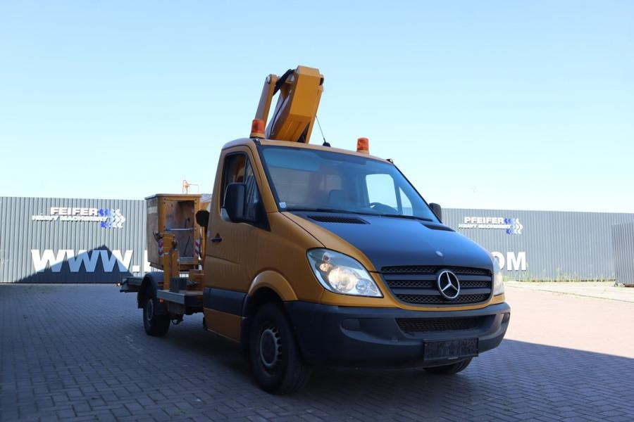 Truck with aerial platform Teupen EURO B16T As-Is, Driving Licence B/3, Diesel, 16m: picture 9 Truck with aerial platform Teupen EURO B16T As-Is, Driving Licence B/3, Diesel, 16m: picture 9