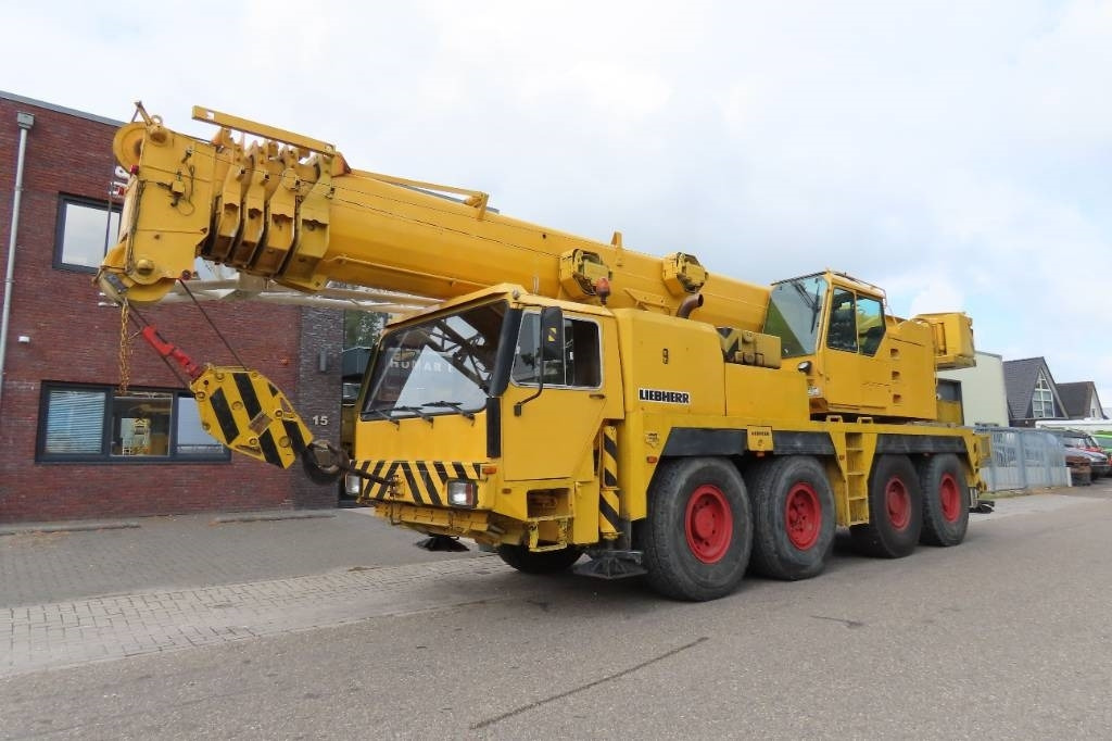 Liebherr LTM 1070-1 - All terrain crane: picture 1 Liebherr LTM 1070-1 - All terrain crane: picture 1